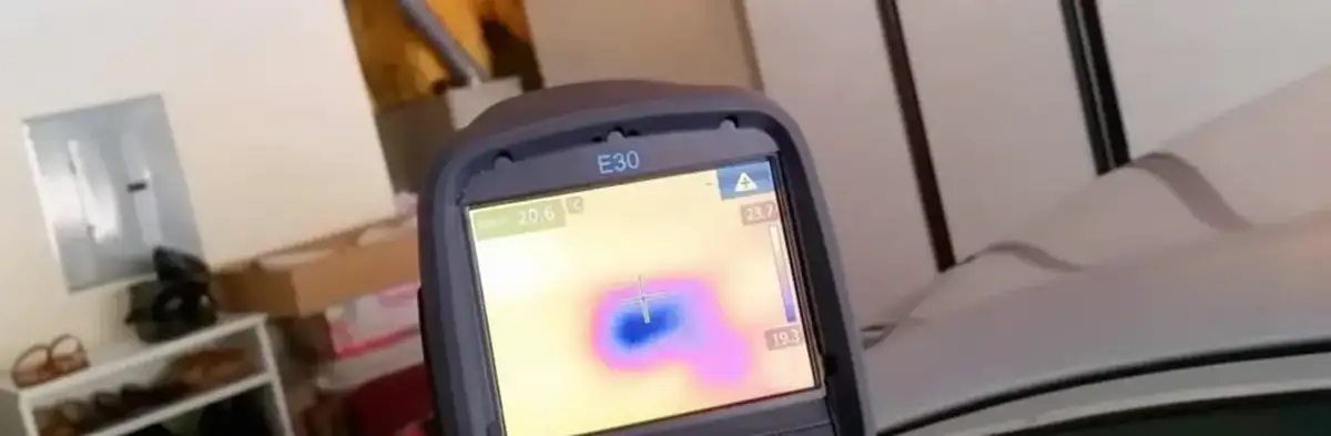 mold inspection using thermal imaging technology to detect moisture and hidden mold in a home in Houston, TX